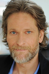 picture of actor Michael Laurence