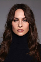 photo of person Tuppence Middleton