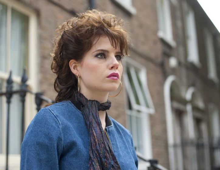 Lucy Boynton en sing-street
