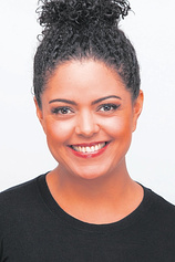 picture of actor Lee-Ann Van Rooi