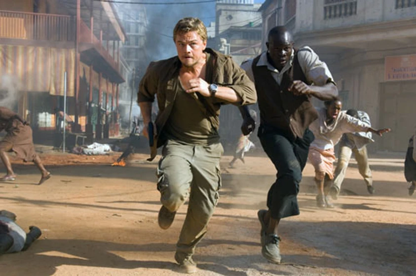 Leonardo DiCaprio y Djimon Hounsou en diamante-de-sangre