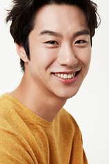 picture of actor Hee-seop Sim