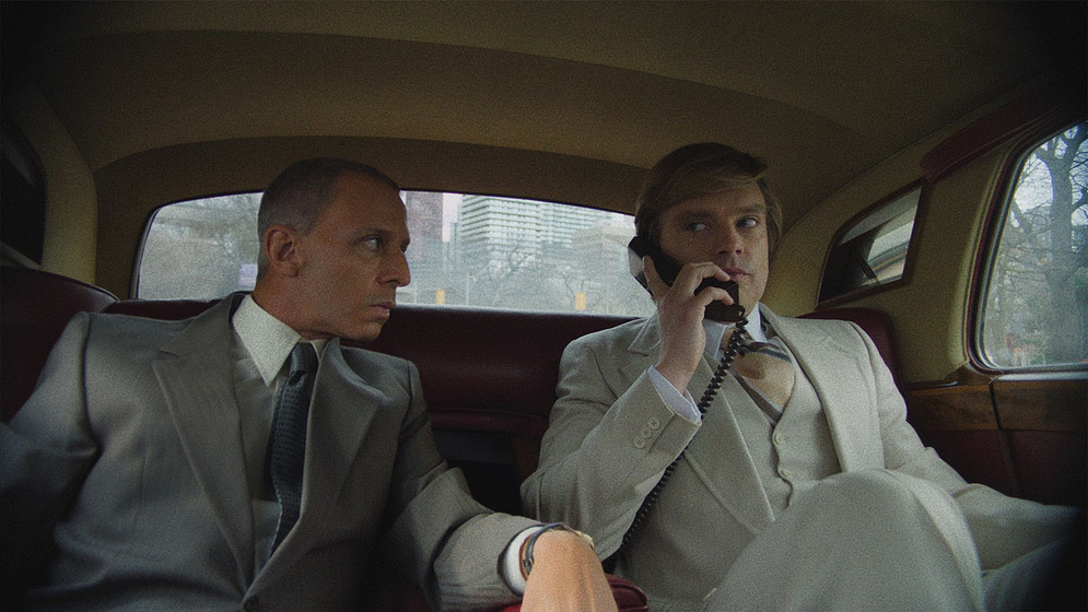 Sebastian Stan y Jeremy Strong en The Apprentice