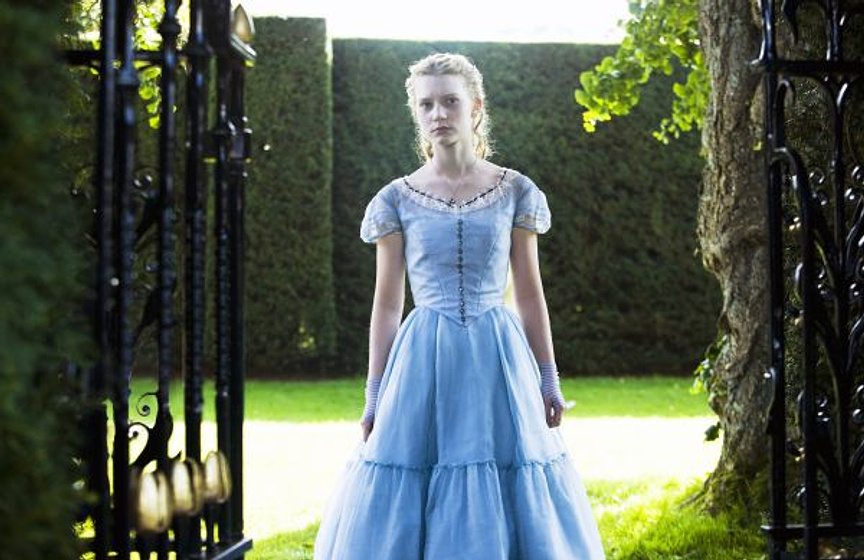 Mia Wasikowska en Alicia en el País de las Maravillas