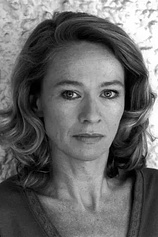 picture of actor Louise Bangay