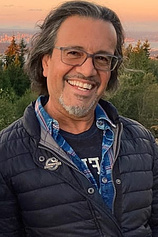 picture of actor Paul Dobson