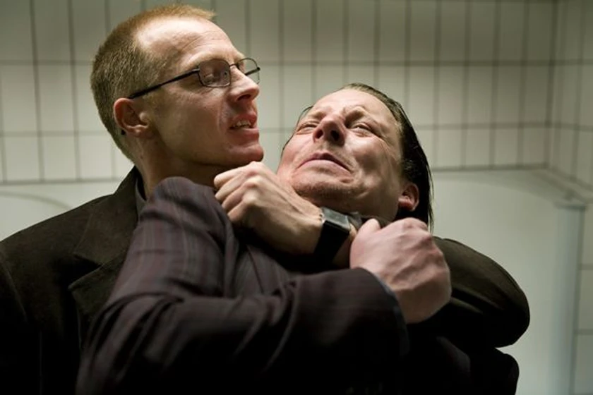 Anders W. Berthelsen y Lars Mikkelsen en lo-que-nadie-sabe