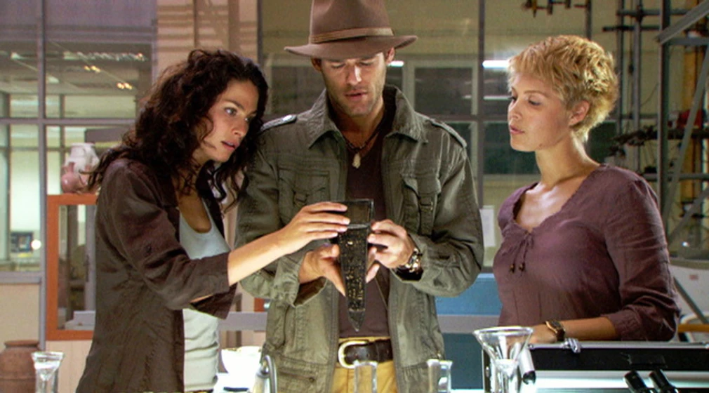 Ivan Sergei y Joanne Kelly en jack-hunter-y-la-busqueda-de-la-tumba-de-akhenaten