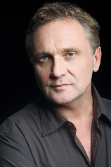 picture of actor Bernhard Schir