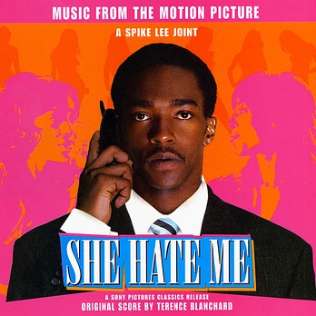 Carátula de la banda de sonido de Ella me Odia