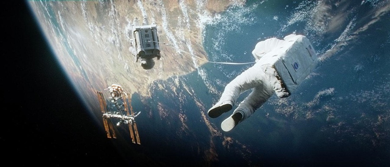 George Clooney y Sandra Bullock en Gravity