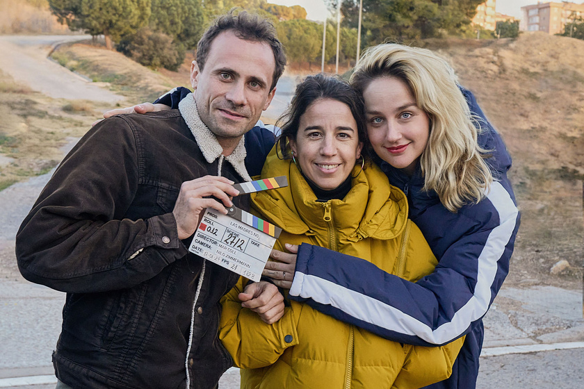 Mar Coll, Oriol Pla y Laura Weissmahr en Salve María