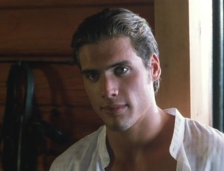 Joshua Morrow en Amor, Mentiras y Asesinato