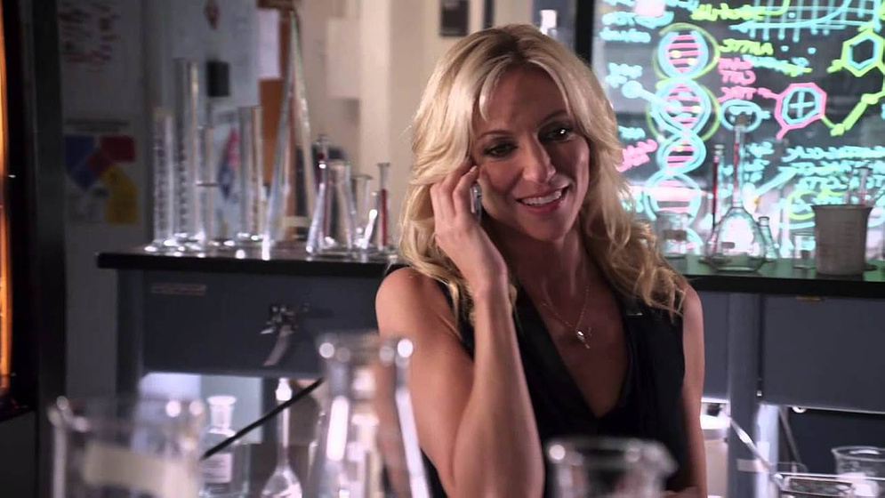 Debbie Gibson en Mega Shark vs. Mecha Shark