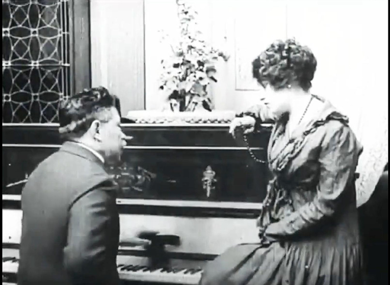 Elena Sánchez Valenzuela y Alfonso Busson en Santa
