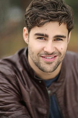 picture of actor Cody Kearsley