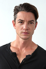 photo of person Craig Horner