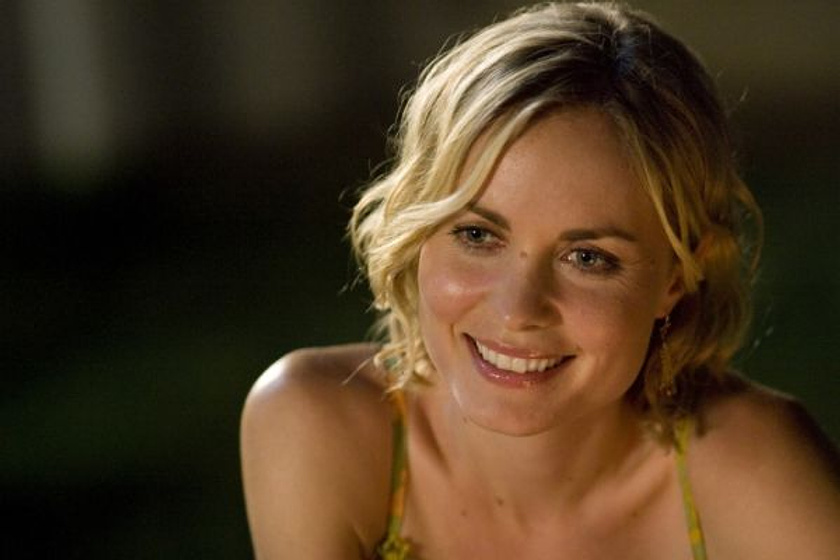 Radha Mitchell en El Milagro de Henry Poole