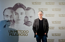 still of movie Un Método Peligroso