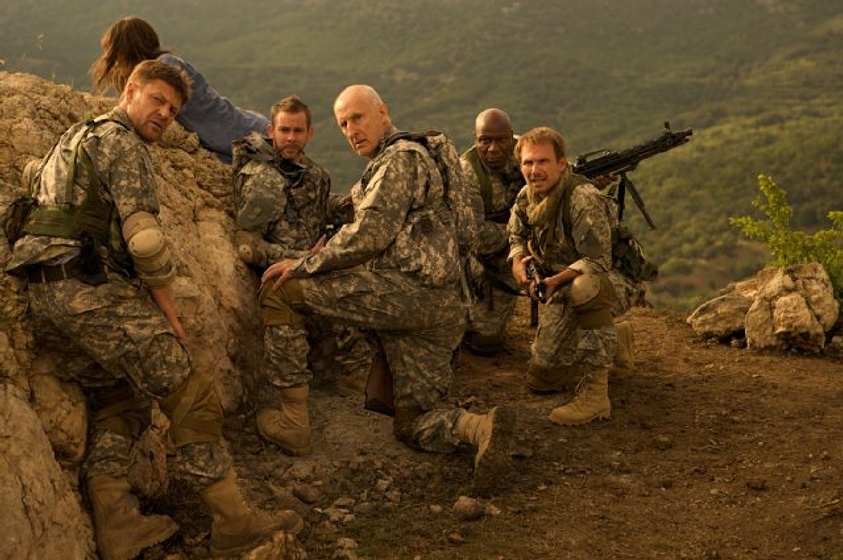 Christian Slater, Sean Bean, James Cromwell y Dominic Monaghan en Soldiers of Fortune