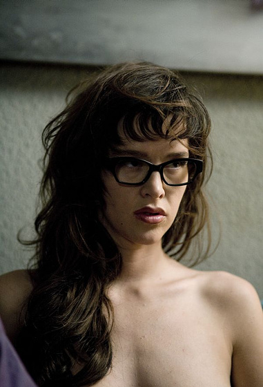 Paz de la Huerta en Los Límites del Control