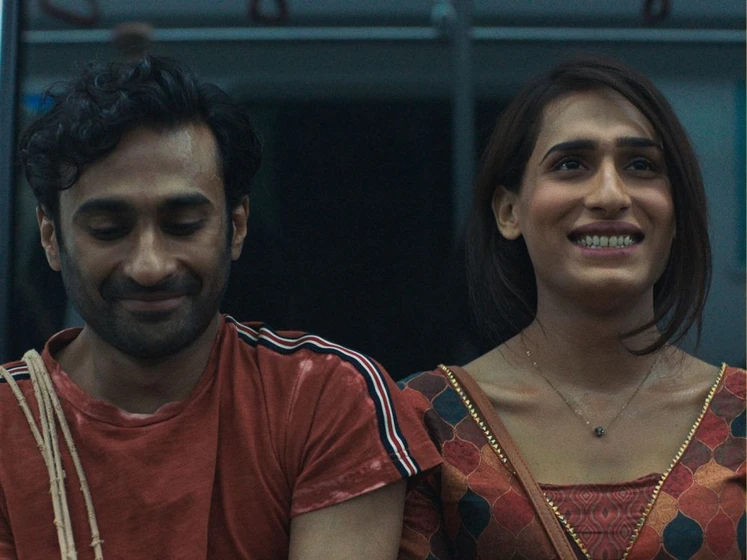 Ali Junejo y Alina Khan en joyland