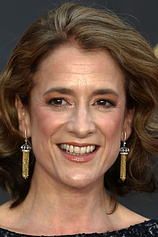 picture of actor Raquel Cassidy