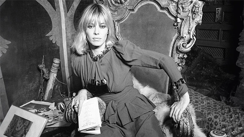 Anita Pallenberg en catching-fire-the-story-of-anita-pallenberg