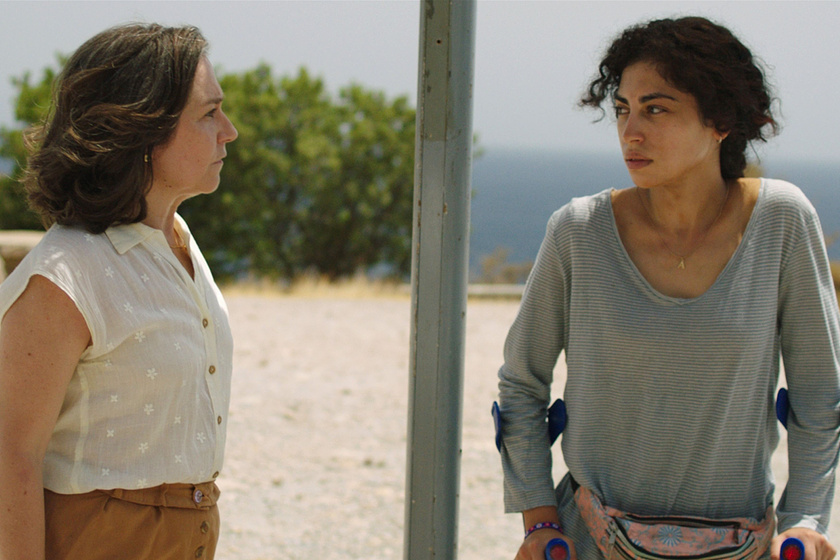 Mina El Hammani y  Ana Peregrina en La Tierra de Amira