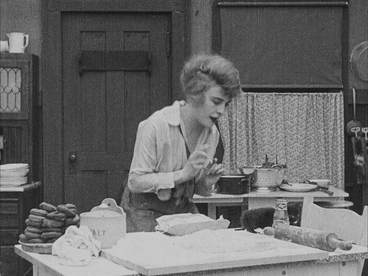Edna Purviance en charlot-prestamista