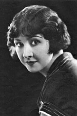 picture of actor Lucy Fox