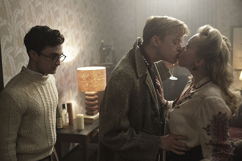 Daniel Radcliffe, Dane DeHaan y Elizabeth Olsen en Amores asesinos