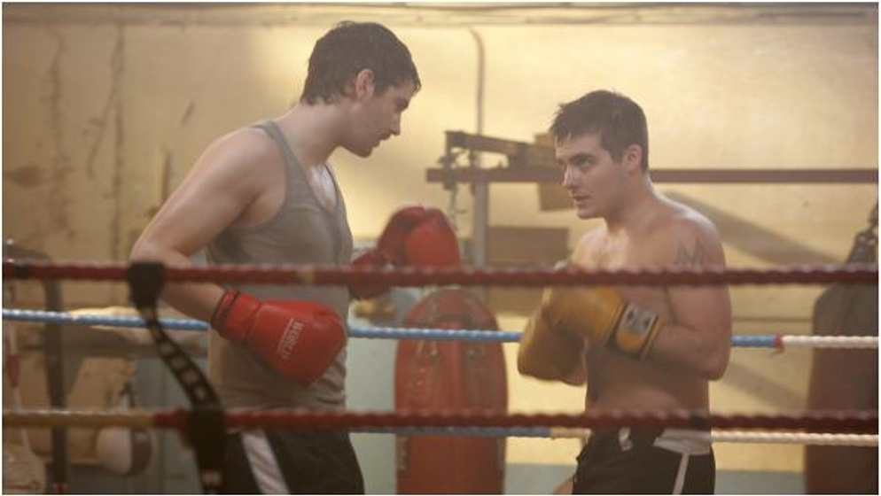 Kevin Zegers y Jim Sturgess en 50 Hombres Muertos