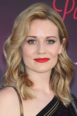 picture of actor Cara Theobold