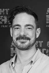 picture of actor Thomas Roach