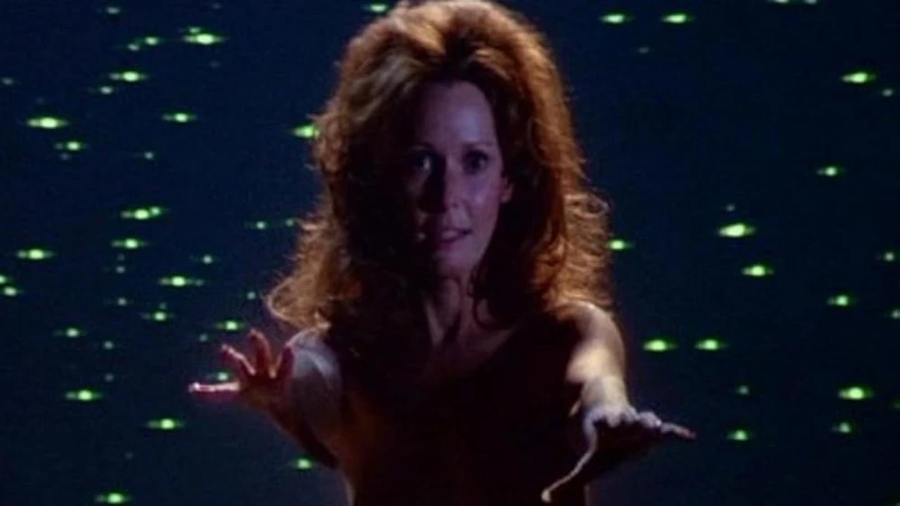 Susan Strasberg en retorno-desde-la-quinta-dimension