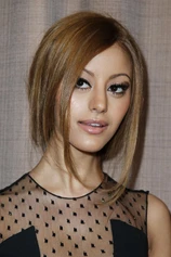 Foto de Zahia Dehar