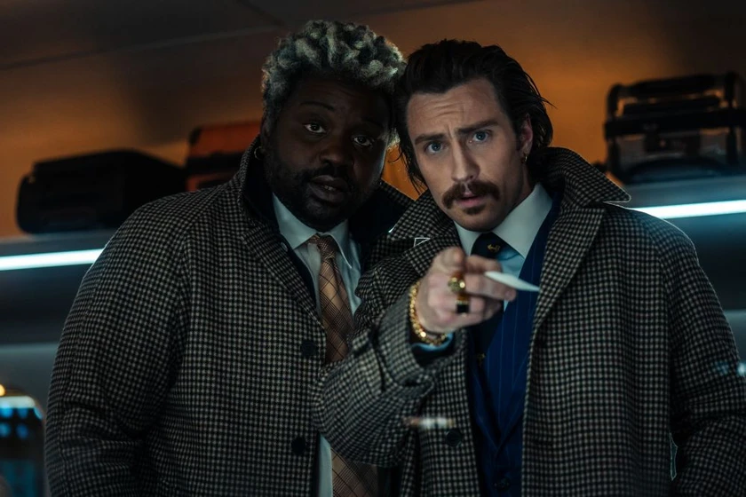 Aaron Taylor-Johnson y Brian Tyree Henry en bullet-train