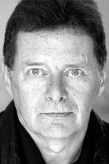 picture of actor George Costigan