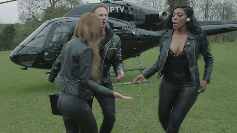 Ian Ziering y Porsha Williams en Sharknado 5: Aletamiento Global