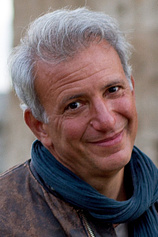 photo of person Jonathan Nossiter