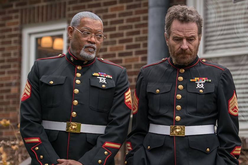 Laurence Fishburne y Bryan Cranston en La Última Bandera