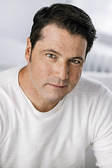 picture of actor Jayson Therrien