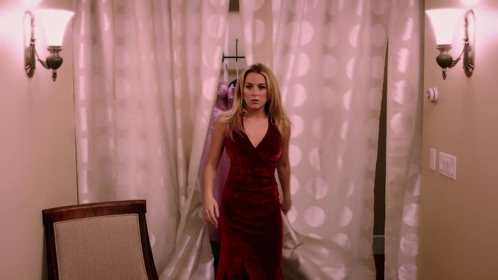 Alexa PenaVega en Cazadores de Leyendas