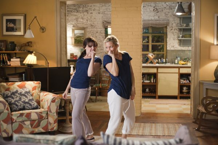 Kate Hudson y Ginnifer Goodwin en Algo prestado