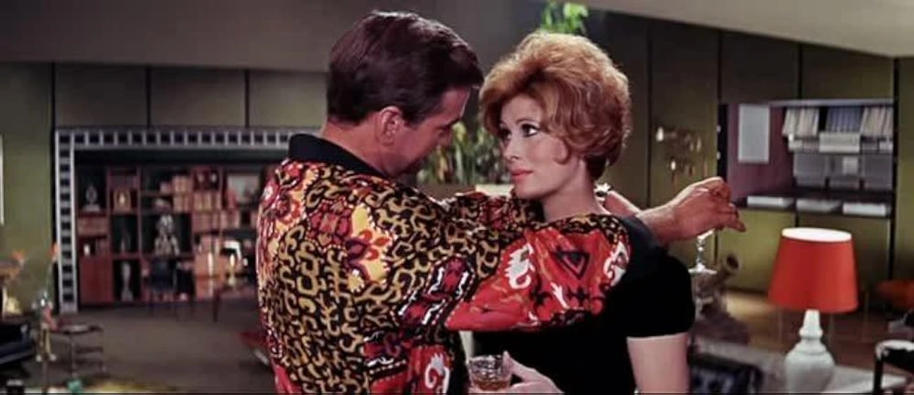 Jill St. John y Rod Taylor en el-liquidador-1965