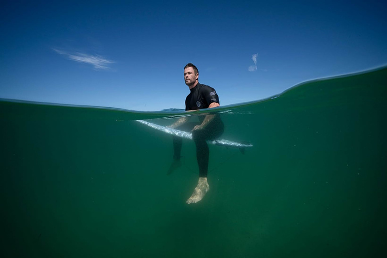 Imagen de Playa de Tiburones con Chris Hemsworth