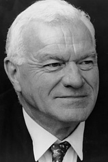 picture of actor Philip Voss