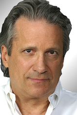 picture of actor Sam Behrens