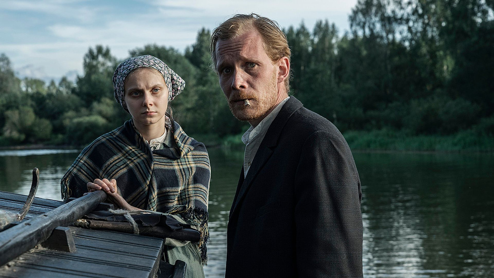 Pääru Oja y Alice Siil en The Shadow